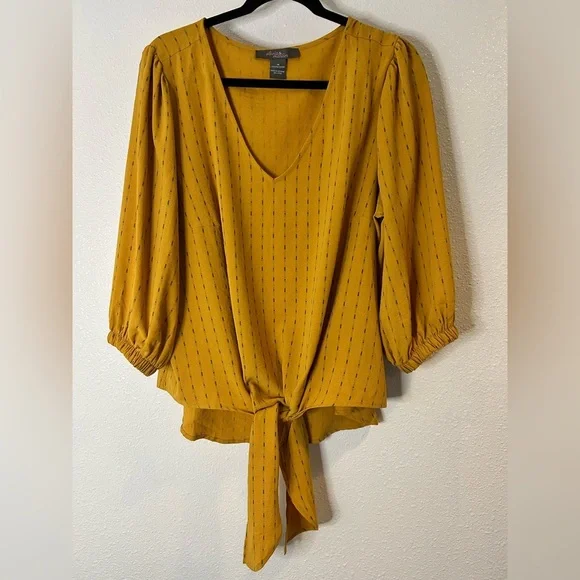 Olivia and Martin Mustard Yellow V-Neck Tie-Front Blouse Size 1X - Picture 1 of 7